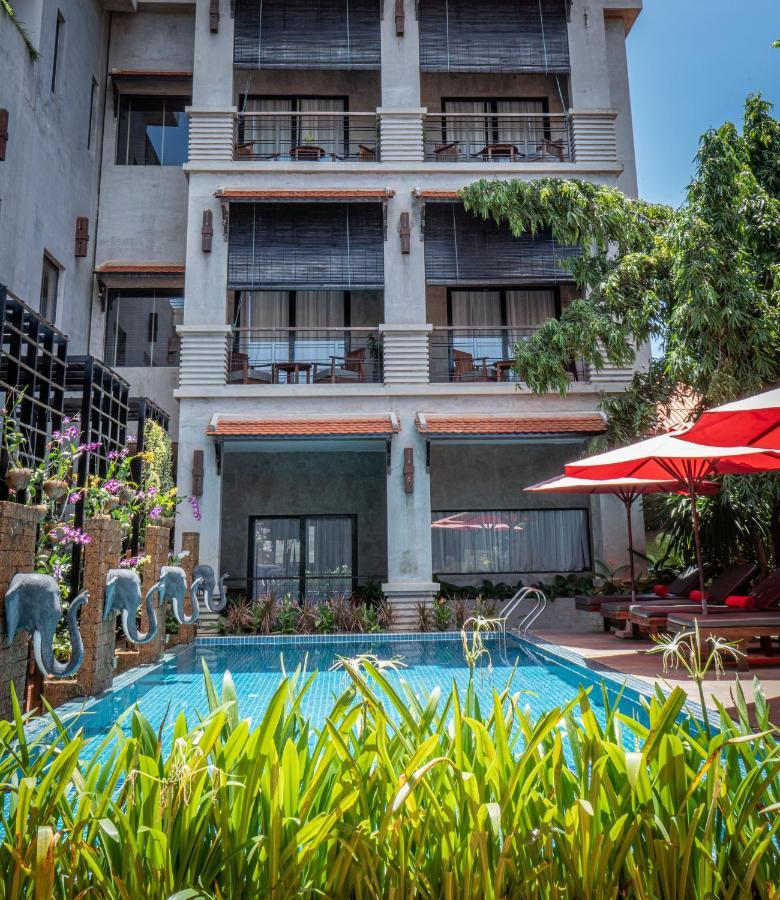 Hotel Grange Ciudad de Siem Riep Exterior foto
